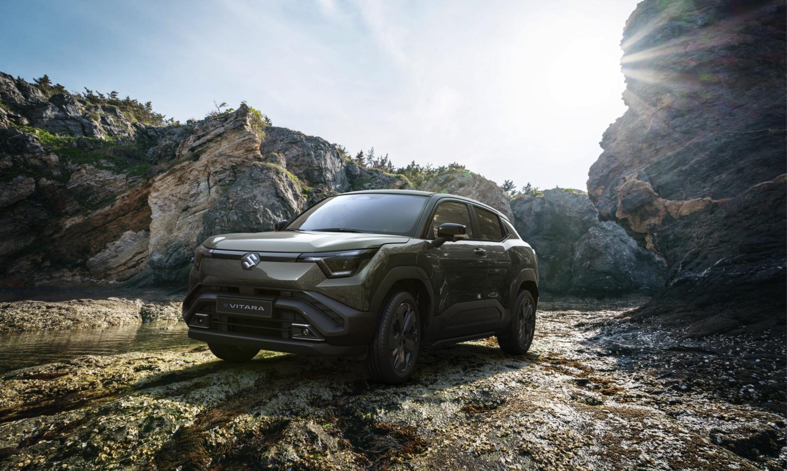 Suzuki e Vitara Front/Seite