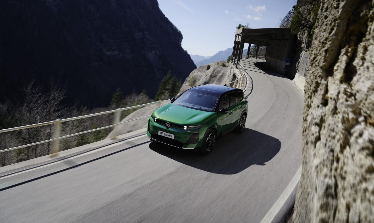 Citroën C5 Aircross Front/Seite in Fahrt