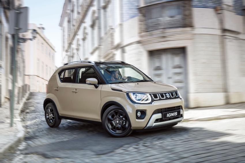 Kleinwagen_11.jpg Kleinwagen Suzuki Ignis Front/Seite in Fahrt